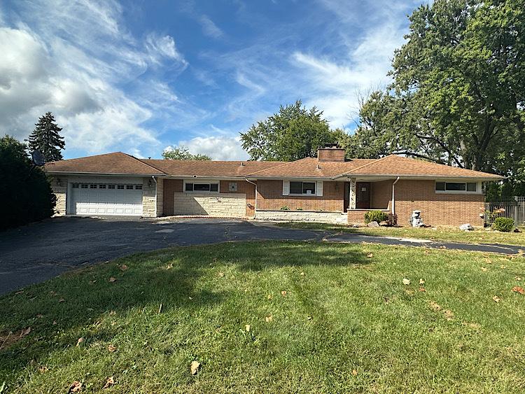 7216 Leonard Dr., Darien, IL 60561