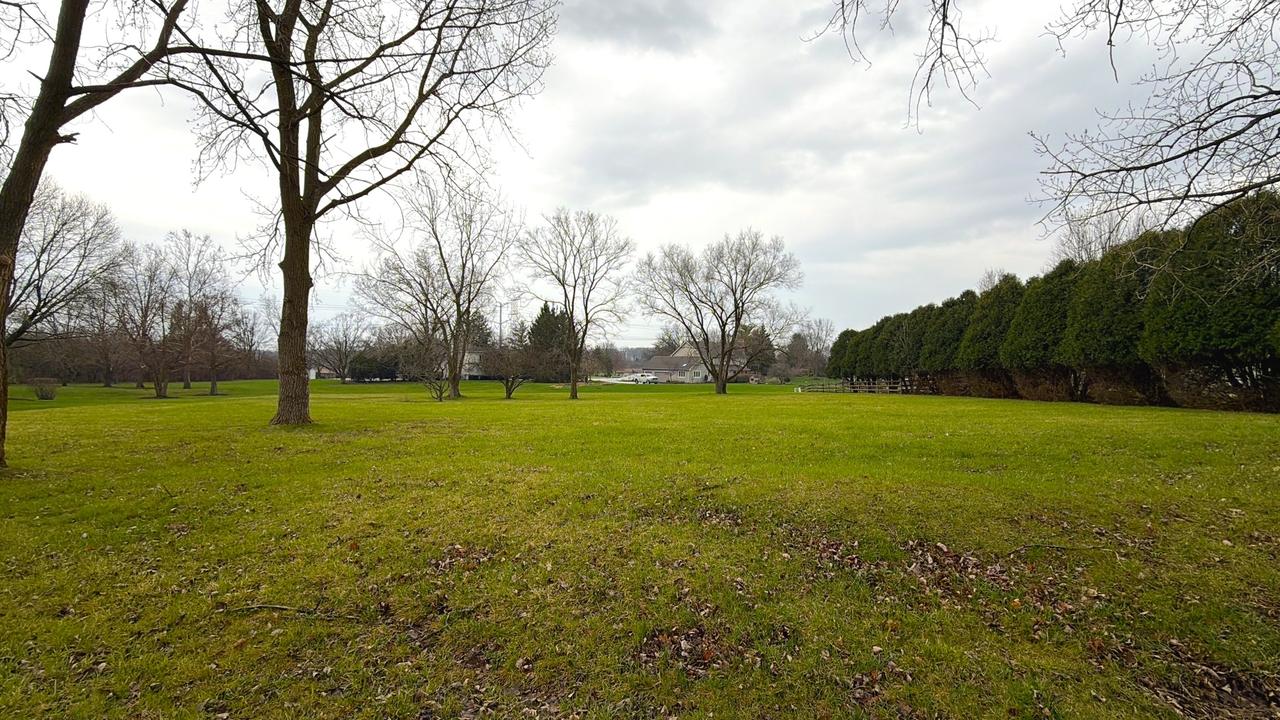 20 Wayewood Ln., Naperville, IL 60565