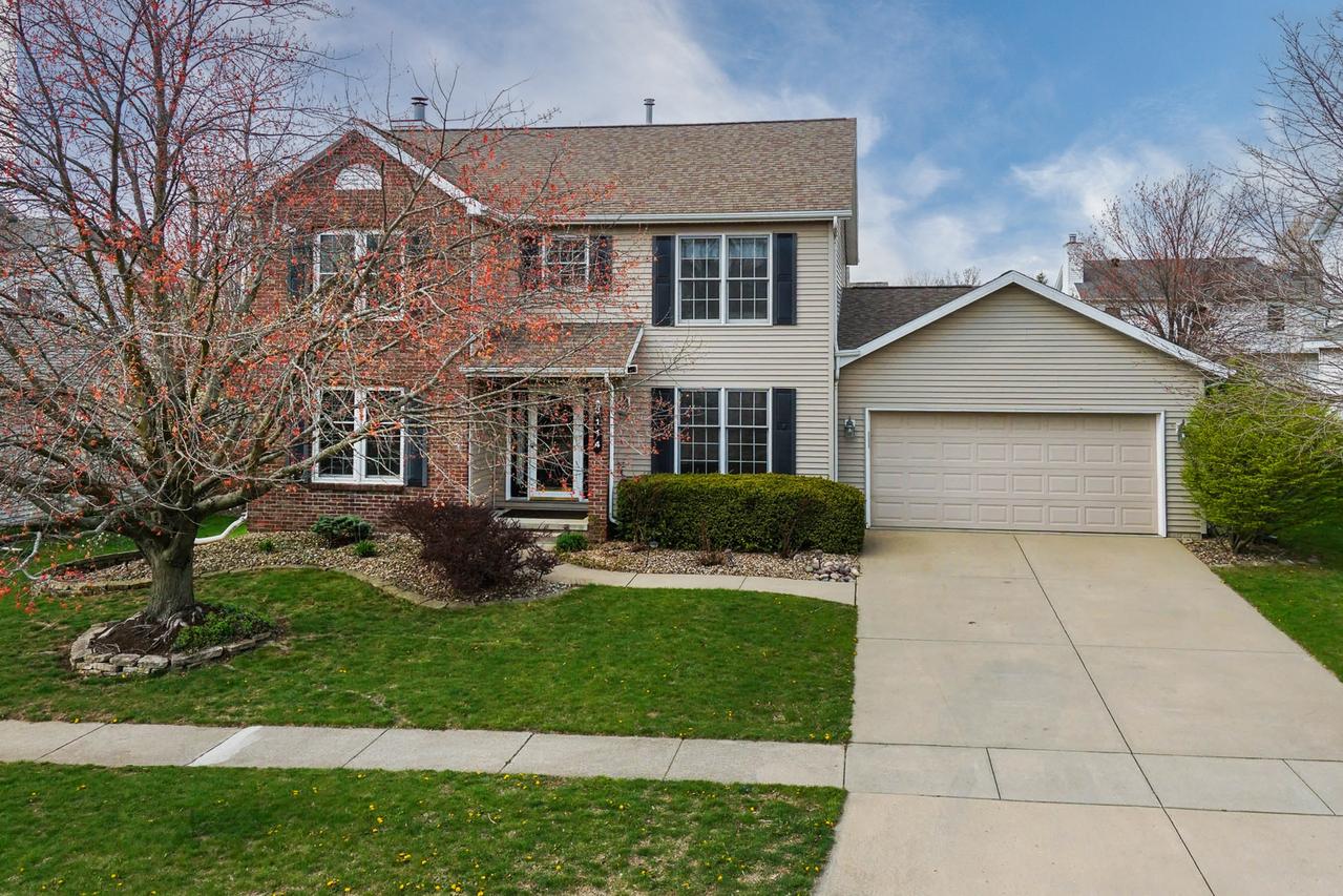 3114 Providence Dr., Bloomington, IL 61704