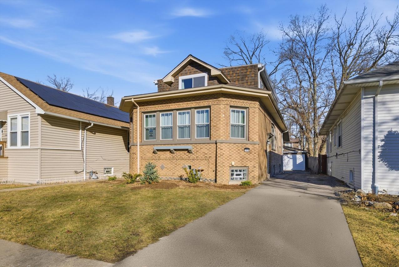 1929 S 3rd Ave., Maywood, IL 60153