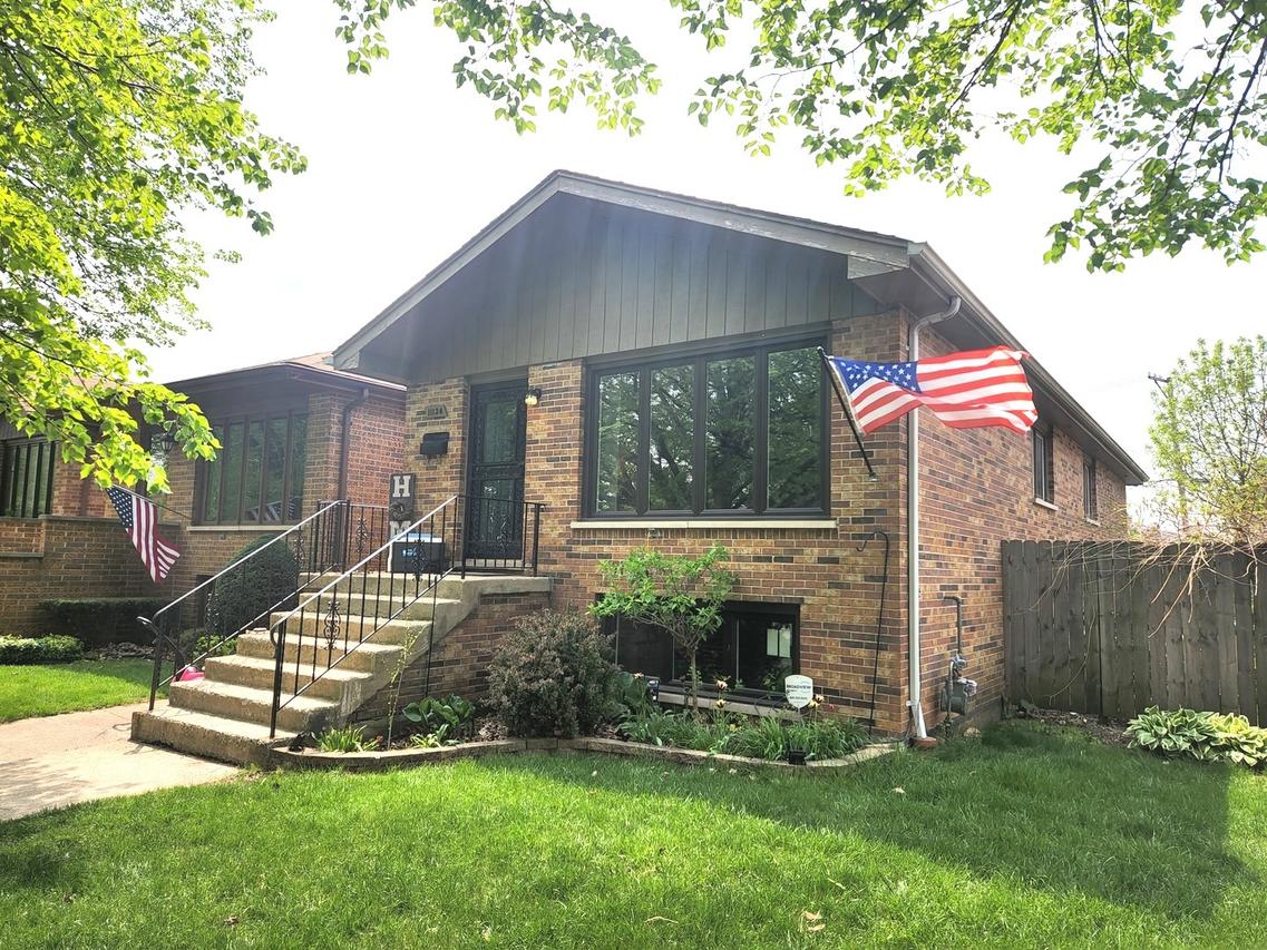11134 S Sawyer Ave., Chicago, IL 60655