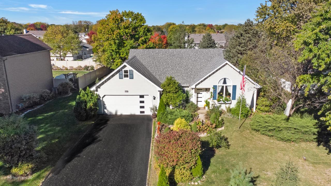 16462 S Ivy Ln., Plainfield, IL 60586