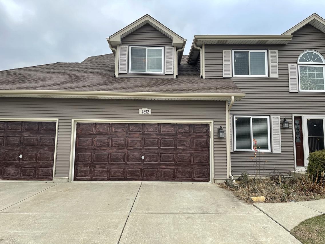 4852 Snapjack Cir., Naperville, IL 60564