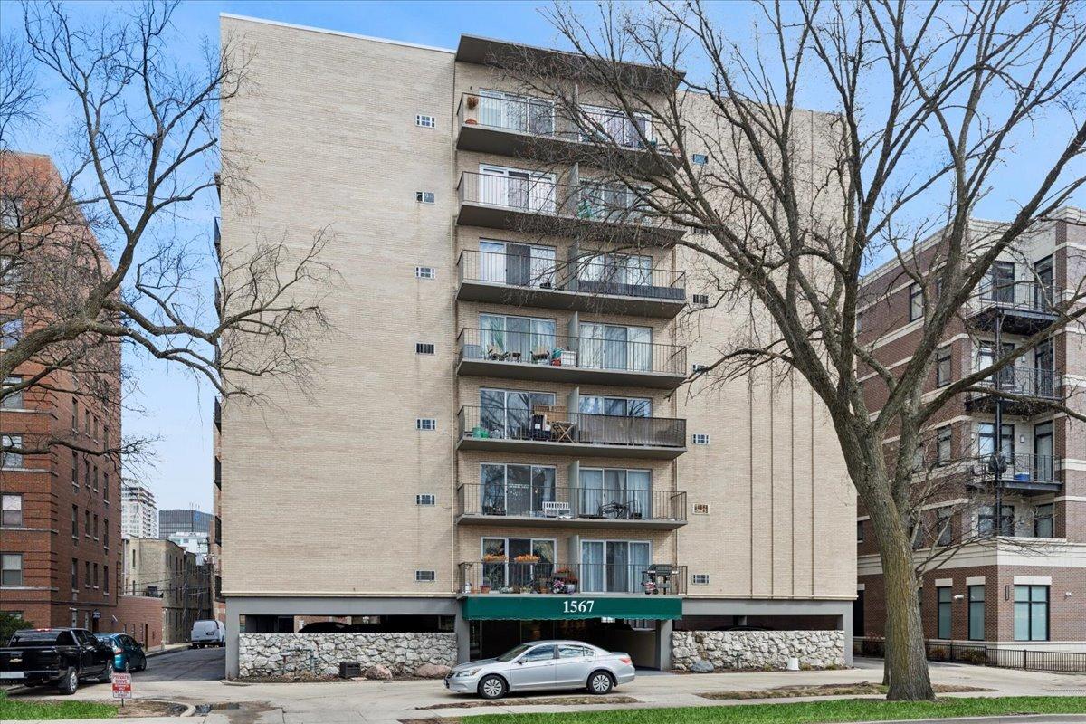 1567 Ridge Ave. #607, Evanston, IL 60201