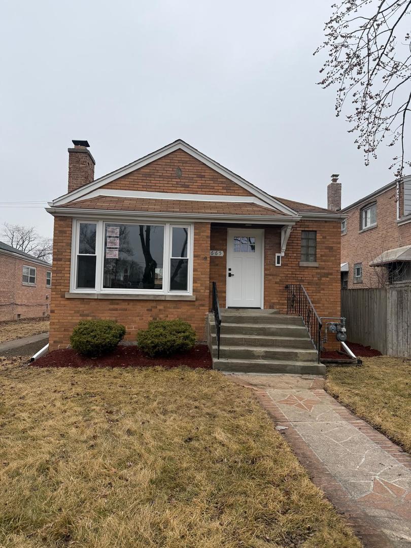 665 W 144th St., Riverdale, IL 60827