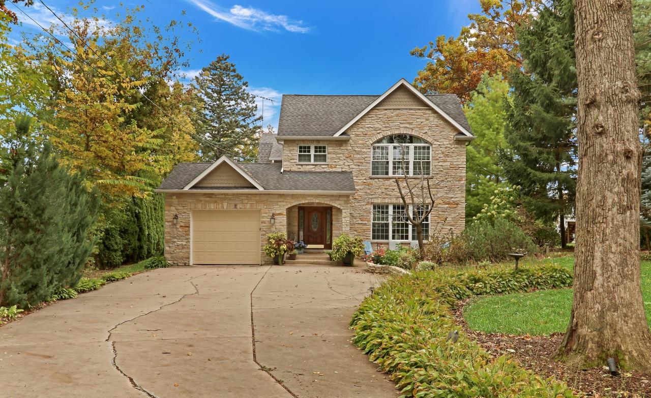 42065 N Old Lake Ave., Antioch, IL 60002