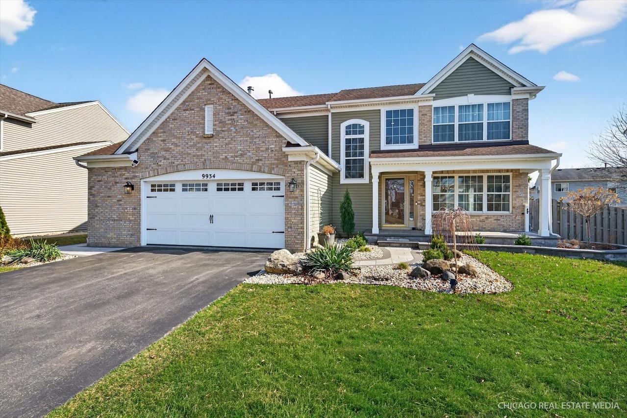 9934 Bedford Dr., Huntley, IL 60142