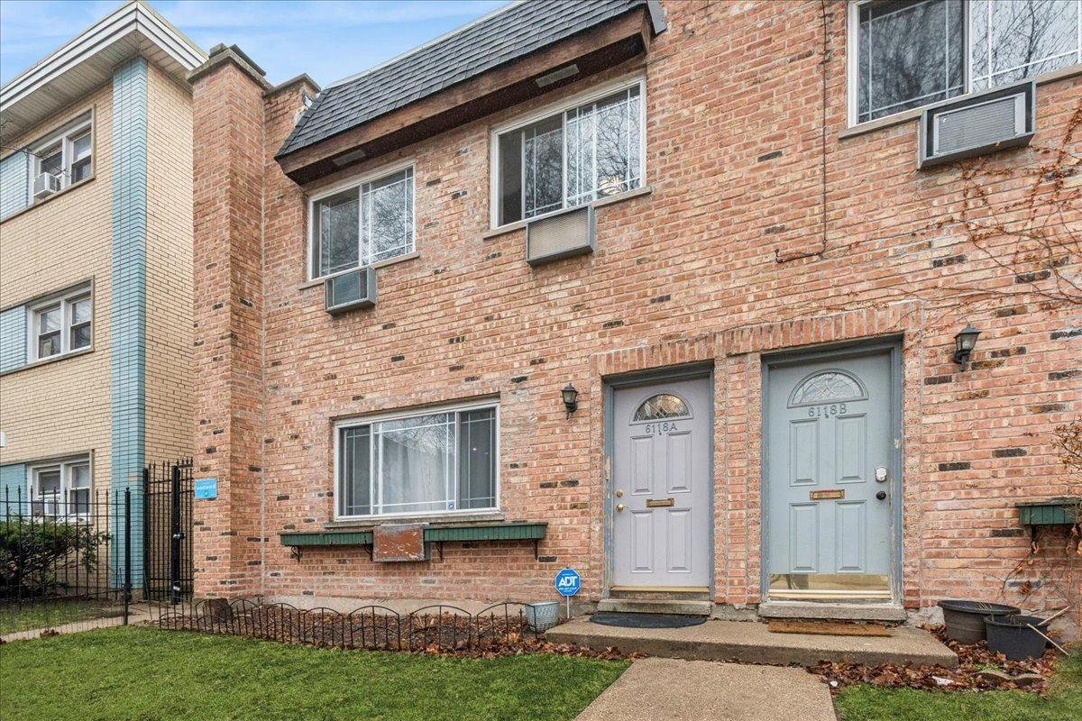 6118 N Hermitage Ave. #A, Chicago, IL 60660