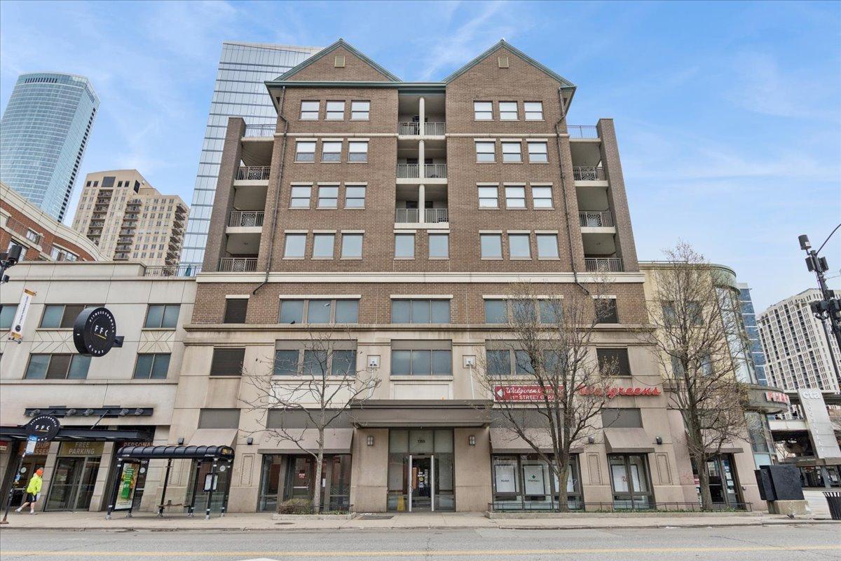 1155 S State St. #400, Chicago, IL 60605