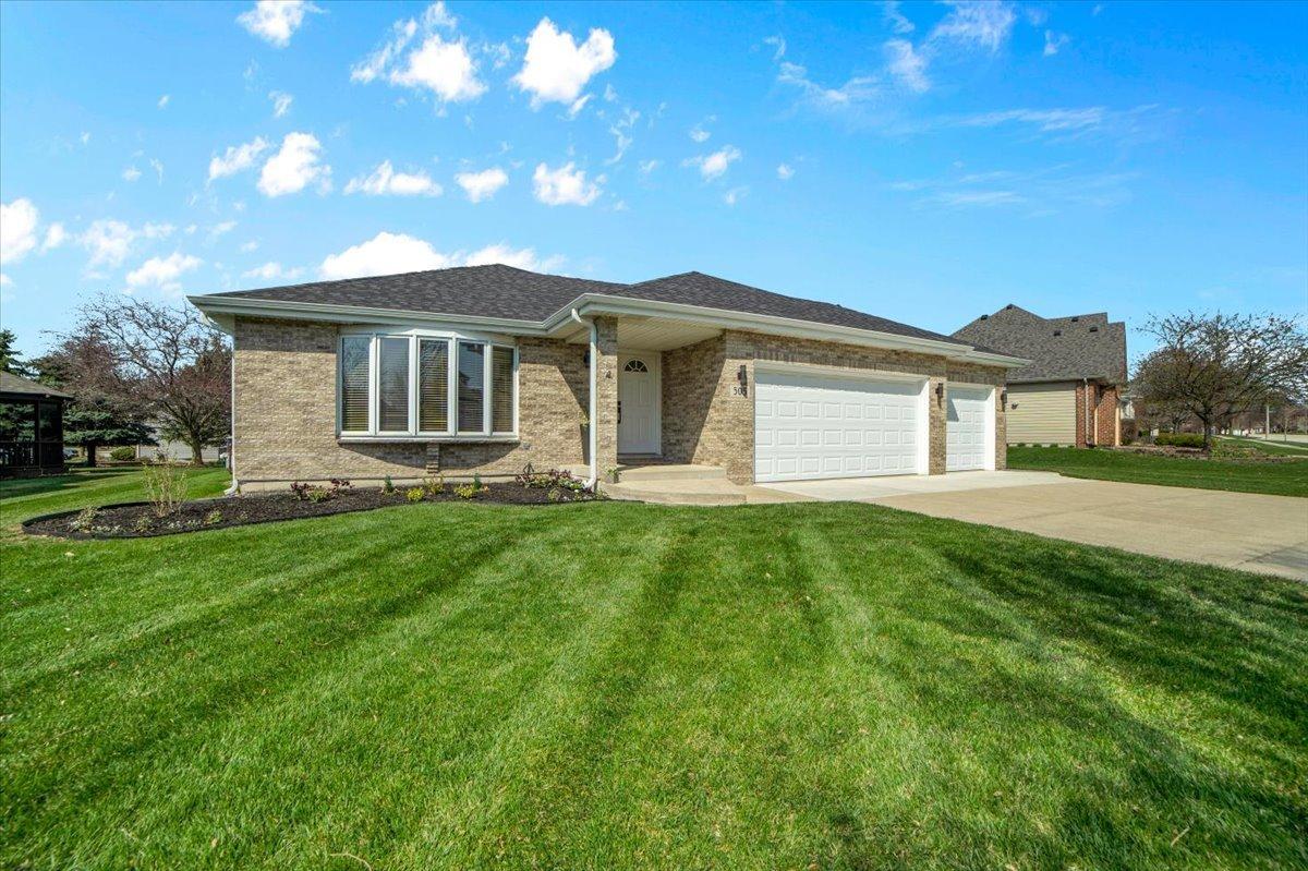 505 Cambridge Ln., Shorewood, IL 60404