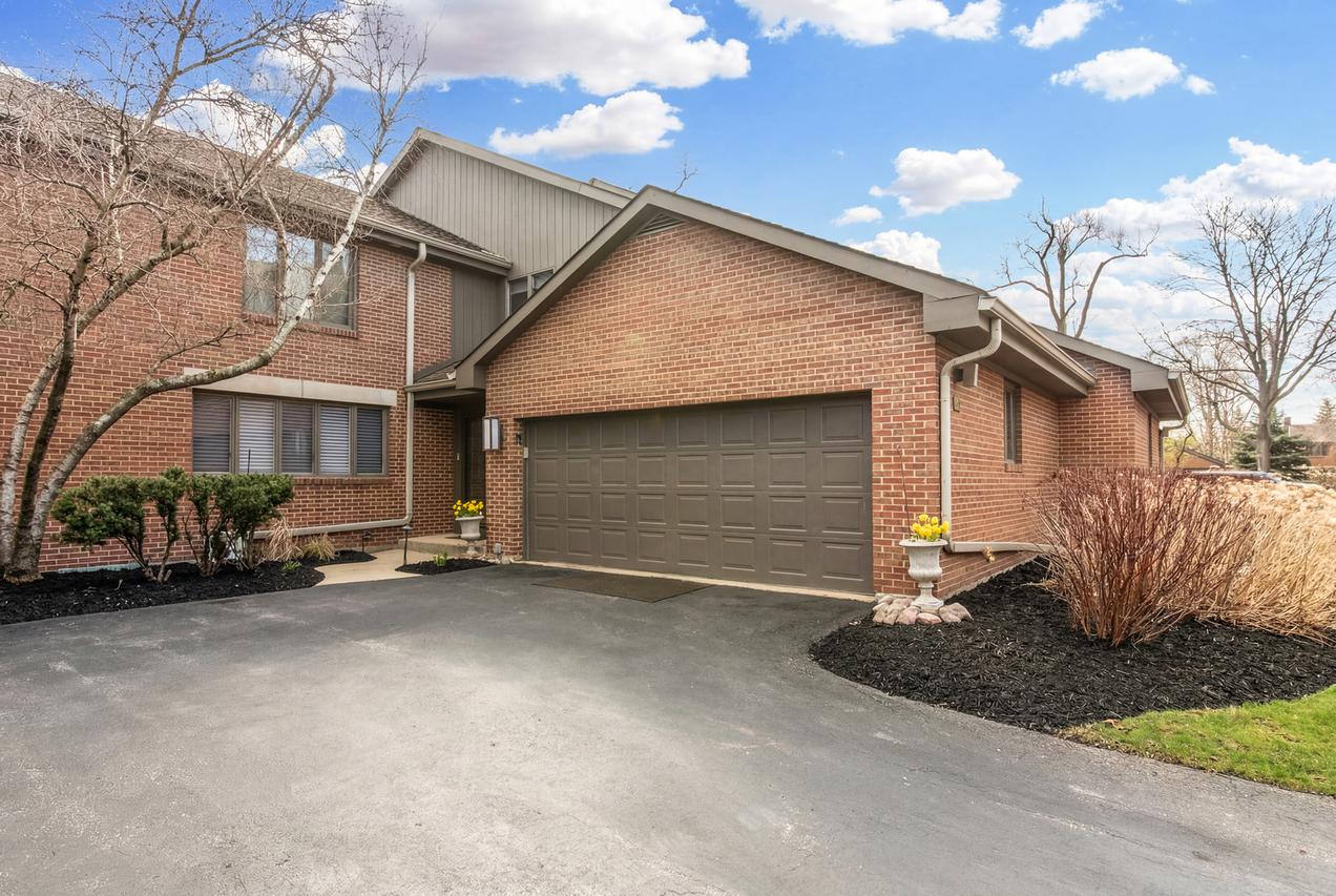 49 Park Ln., Park Ridge, IL 60068