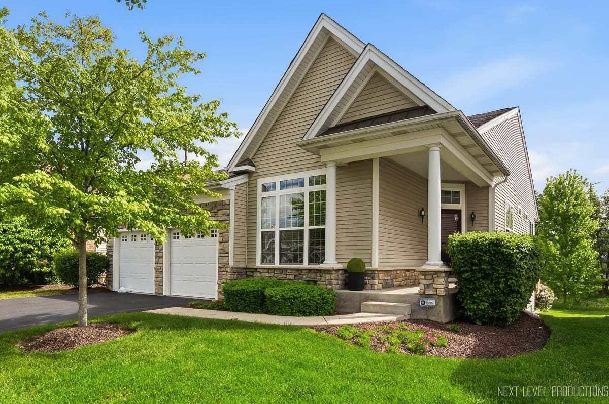 3844 Valhalla Dr., Elgin, IL 60124