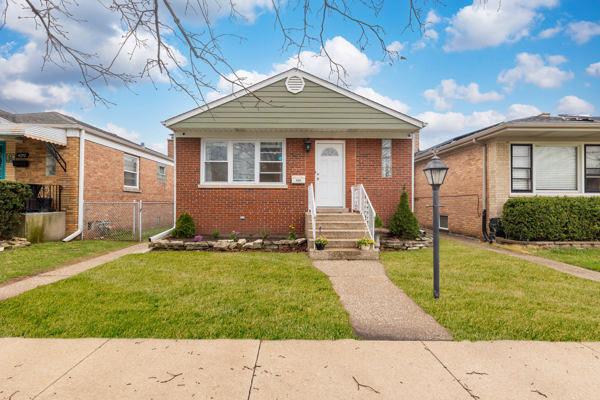 4228 Maple Ave., Stickney, IL 60402