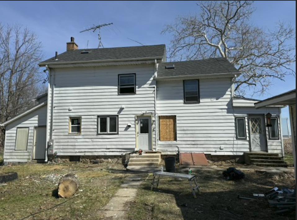 14860 Mill Rd., Capron, IL 61012