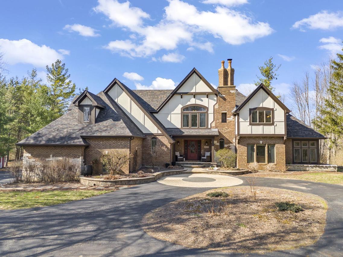 8877 Kennedy Rd., Yorkville, IL 60560