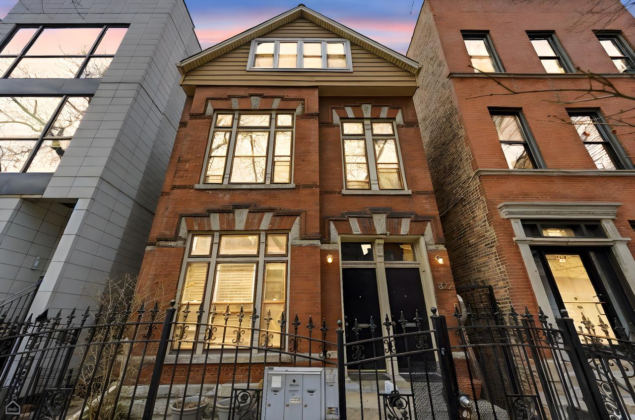 822 N Wood St., Chicago, IL 60622