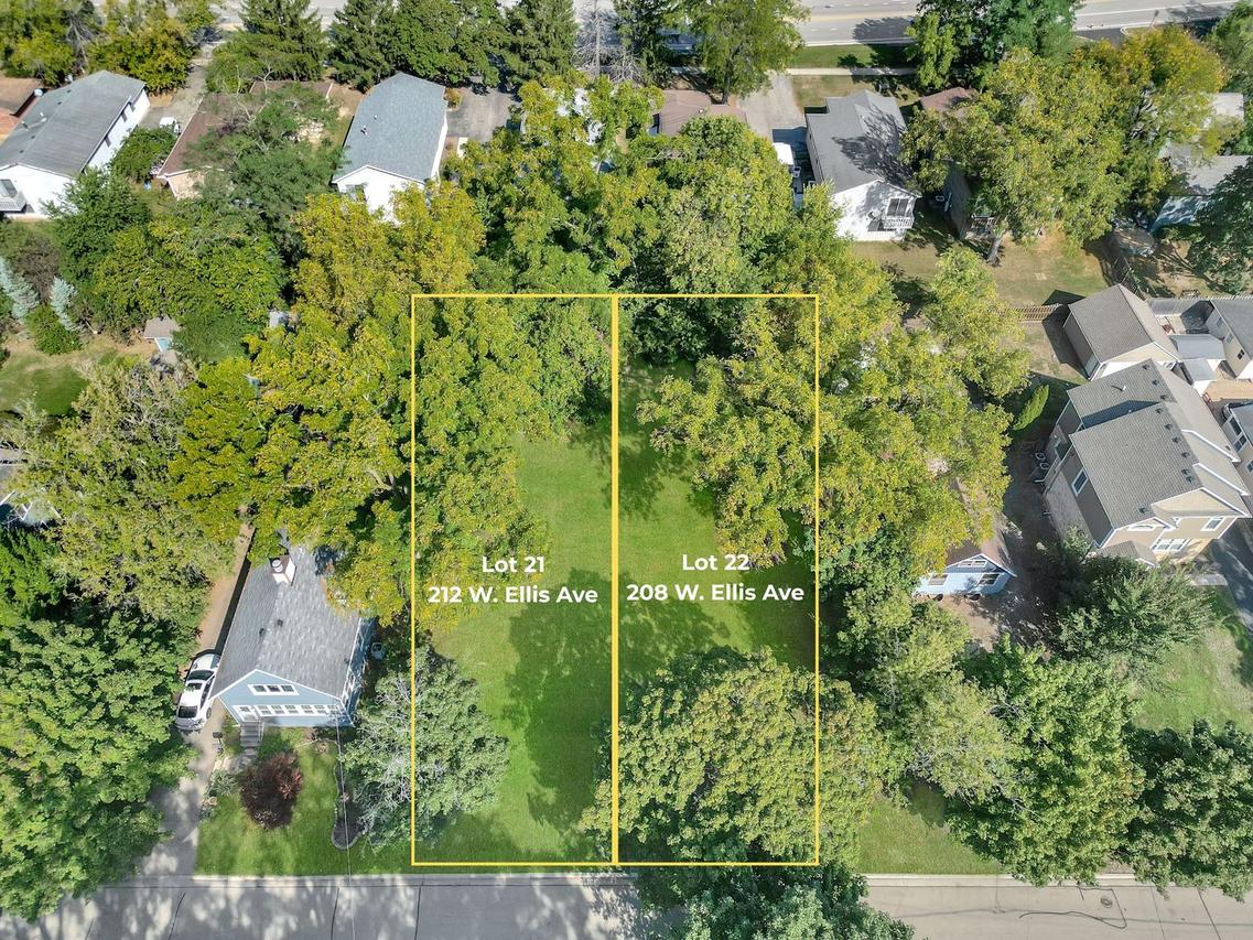 208 W Ellis Ave., Libertyville, IL 60048