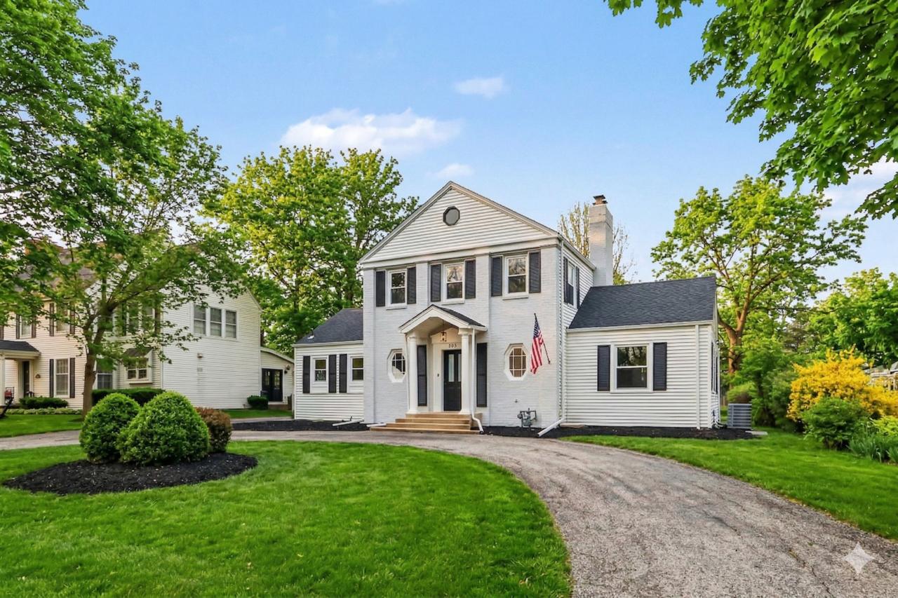 808 Sterling Ave., Flossmoor, IL 60422