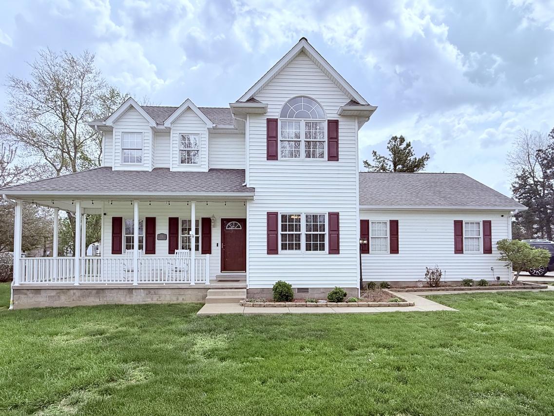 312 Cherokee Dr., Harrisburg, IL 62946