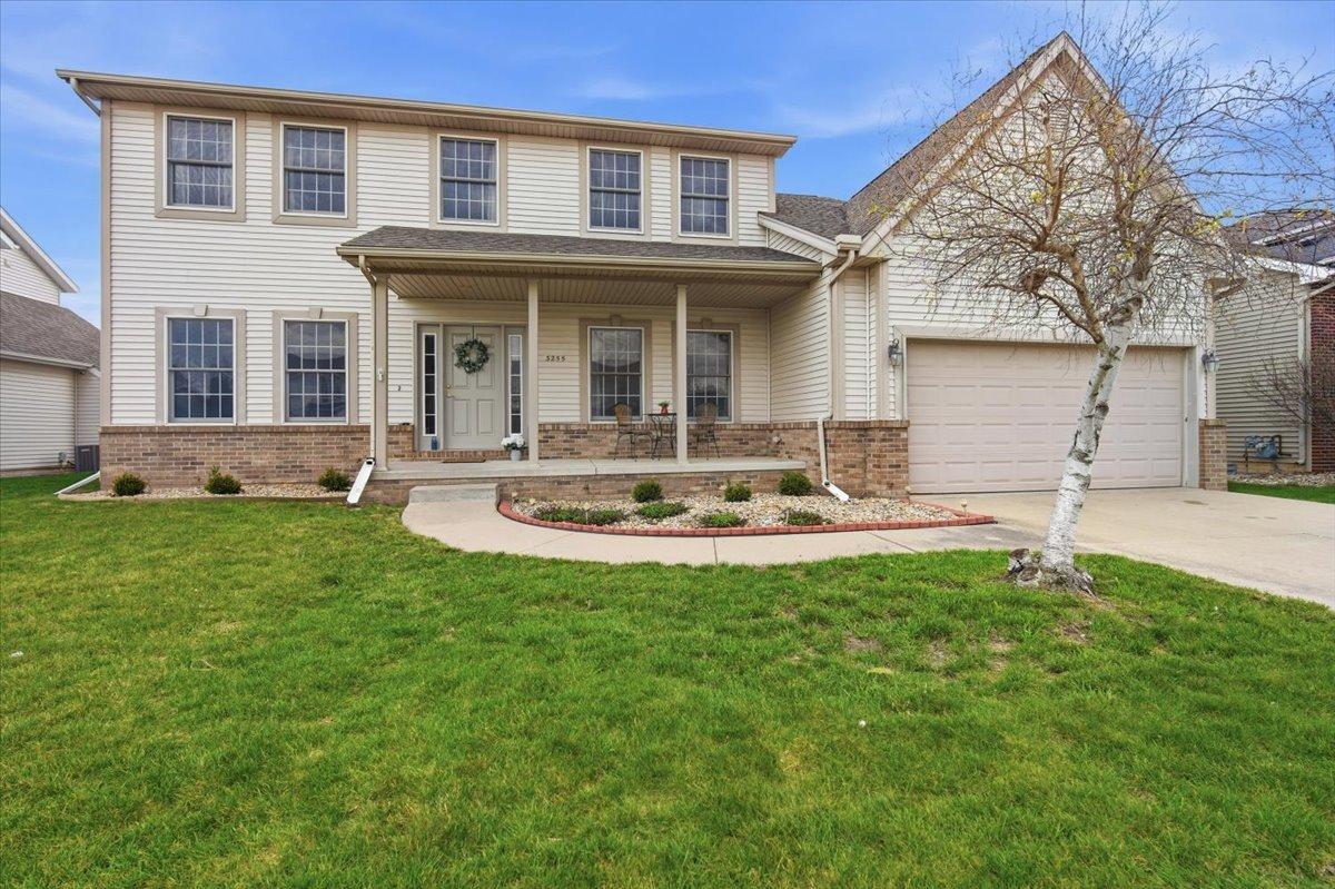 3255 Fire Fly Ct., Normal, IL 61761