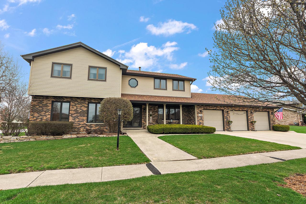 16748 Richards Dr., Tinley Park, IL 60477
