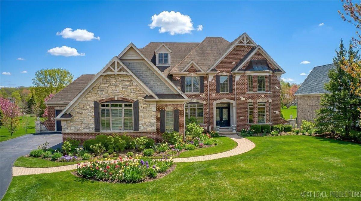 5N095 Prairie Rose Dr., St. Charles, IL 60175