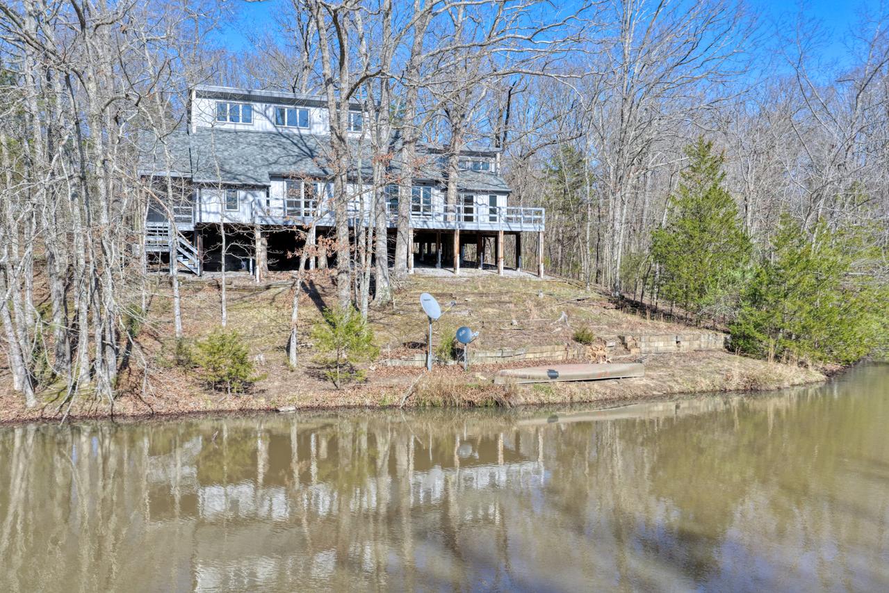 207 Kennedy Rd., Carbondale, IL 62903