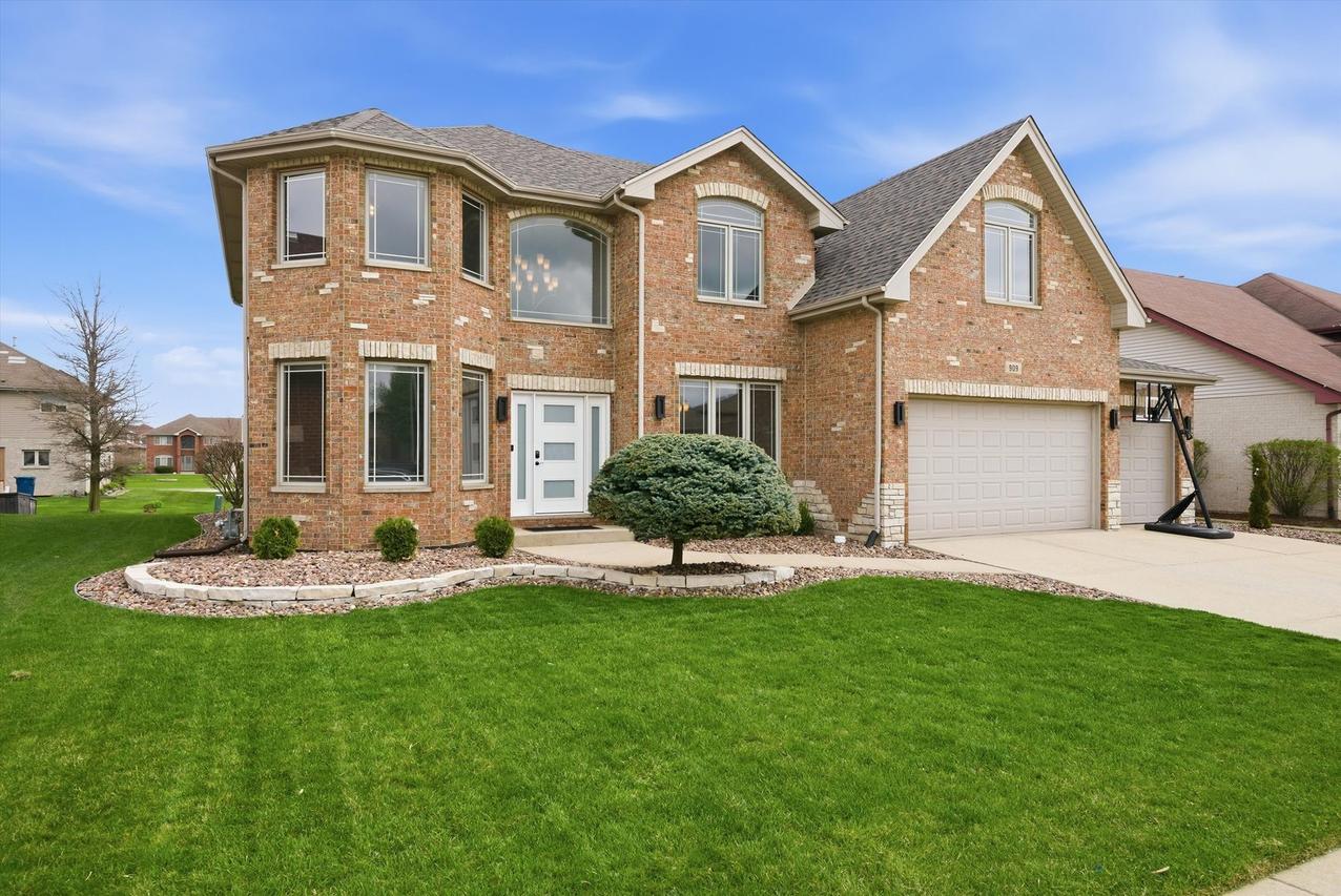 909 Berkshire Dr., Matteson, IL 60443
