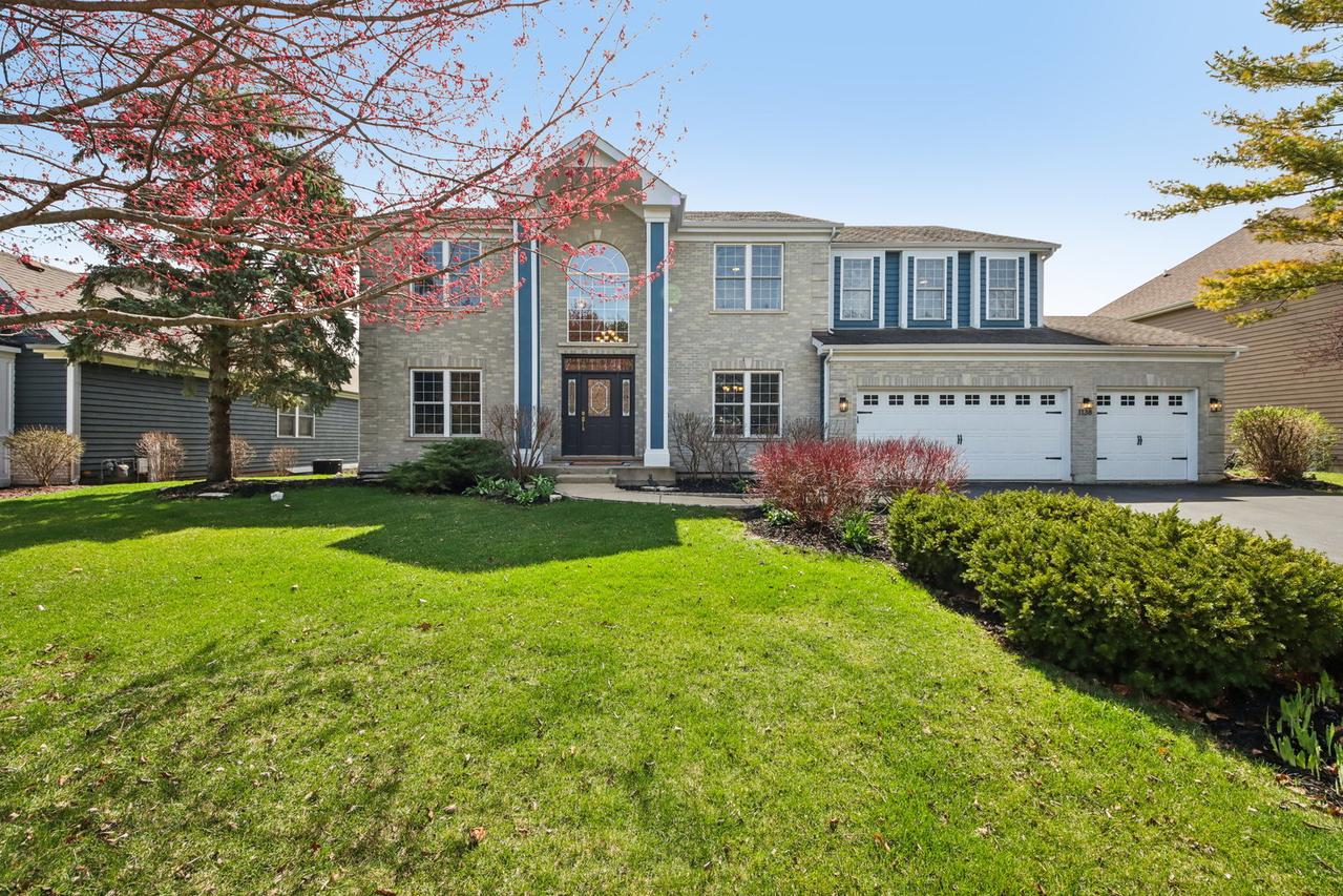 1138 Ridgewood Cir., Lake In The Hills, IL 60156