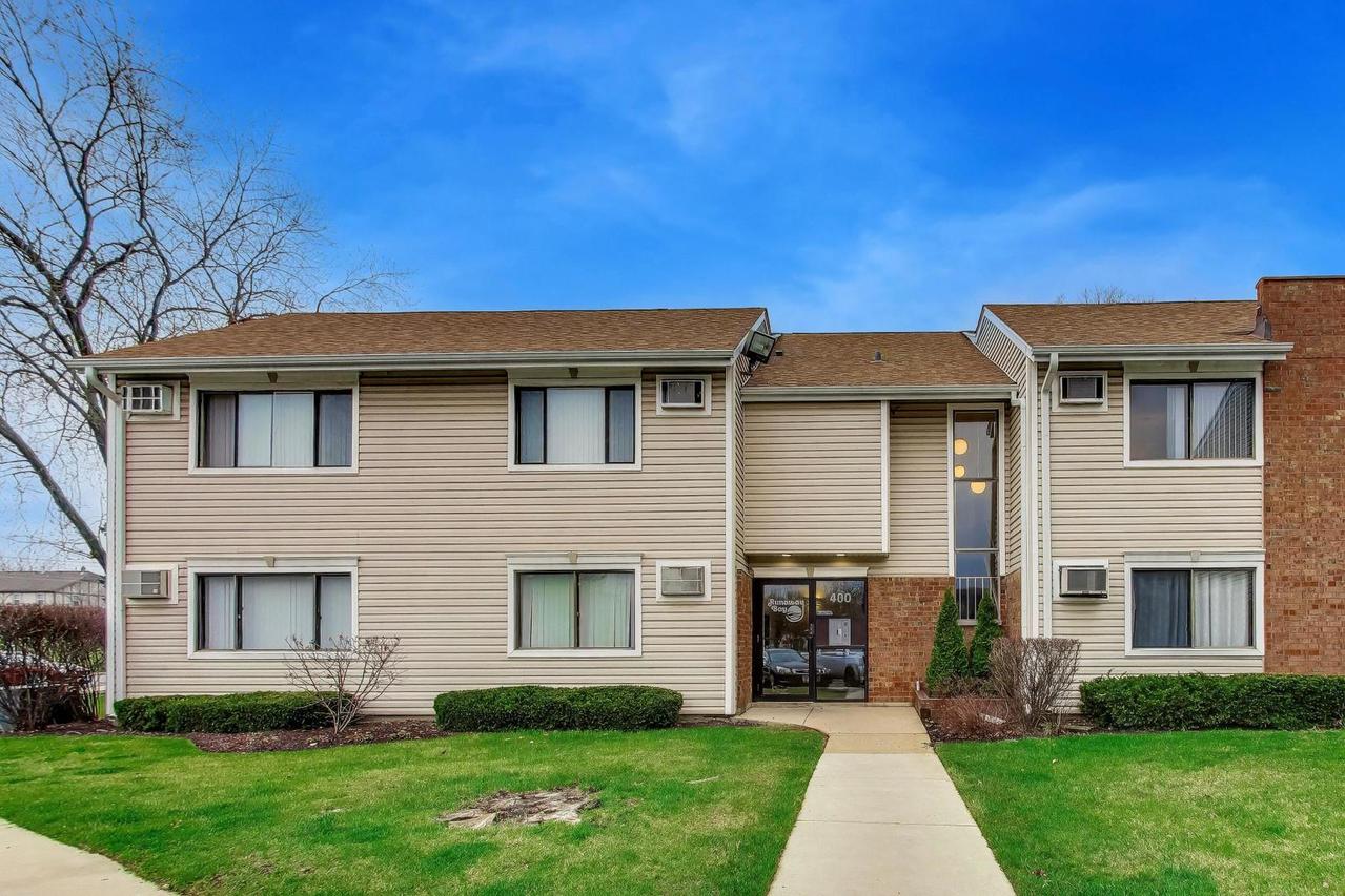 400 Bayside Dr. #5, Palatine, IL 60074