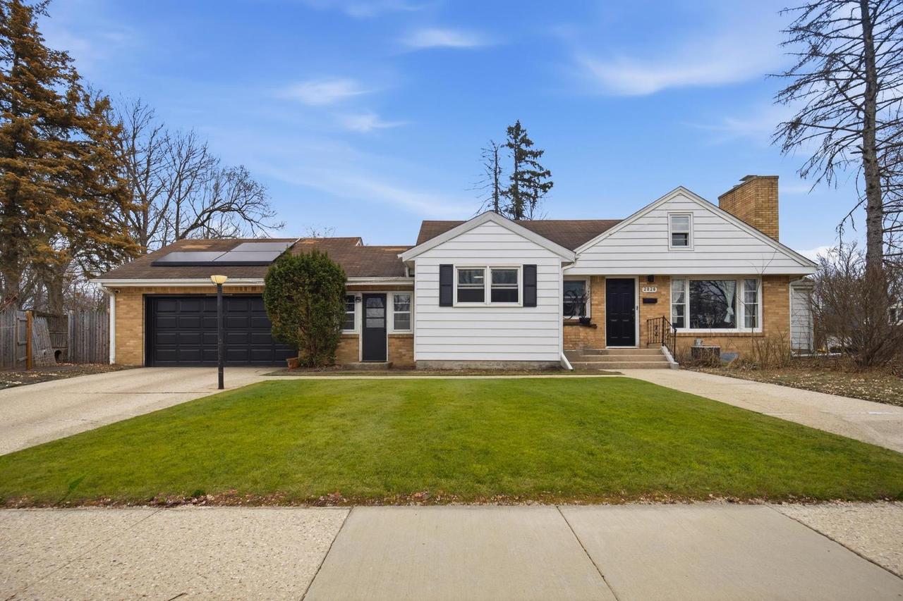 2026 Nebraska Rd., Rockford, IL 61108