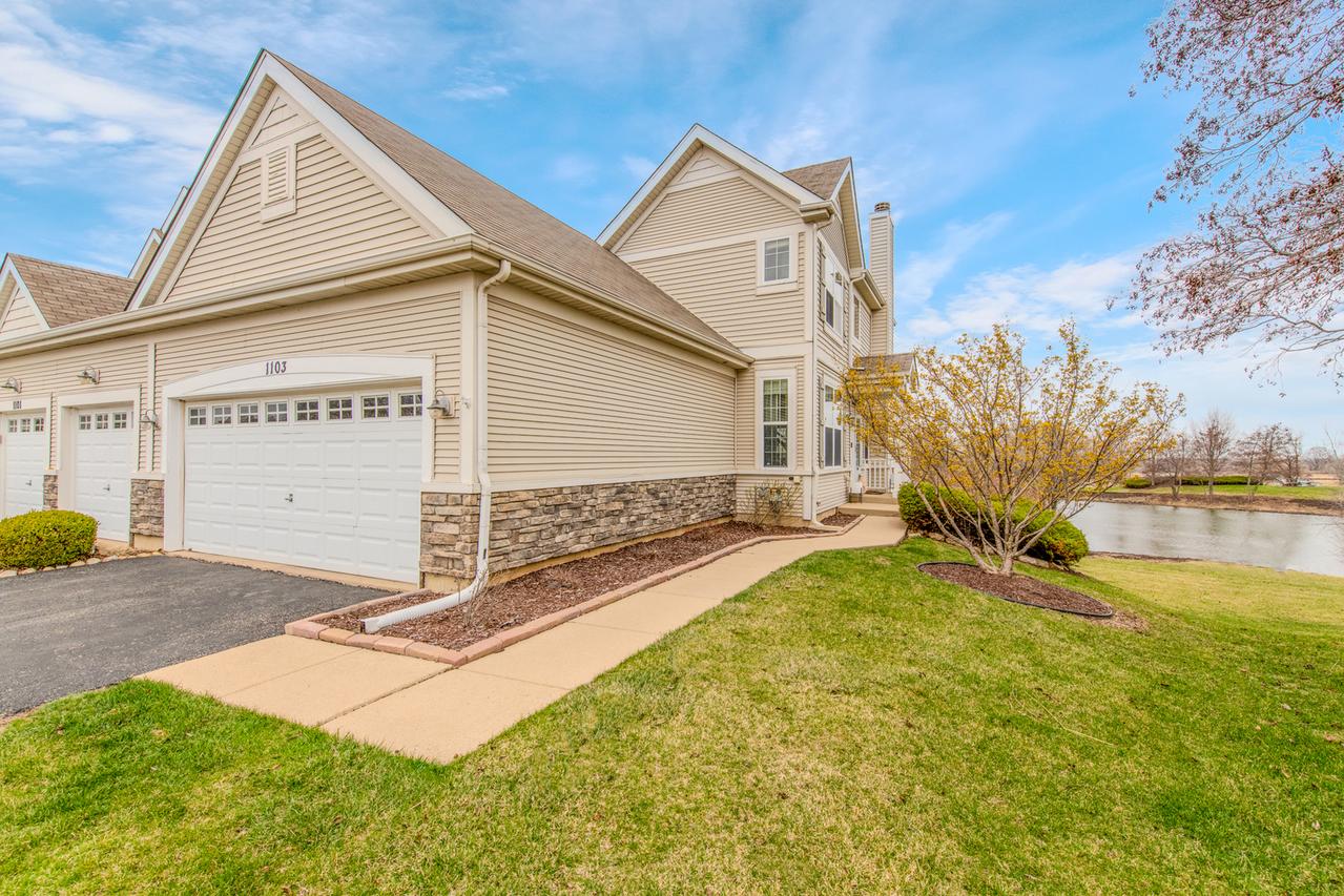 1103 Hampton Ln., Yorkville, IL 60560