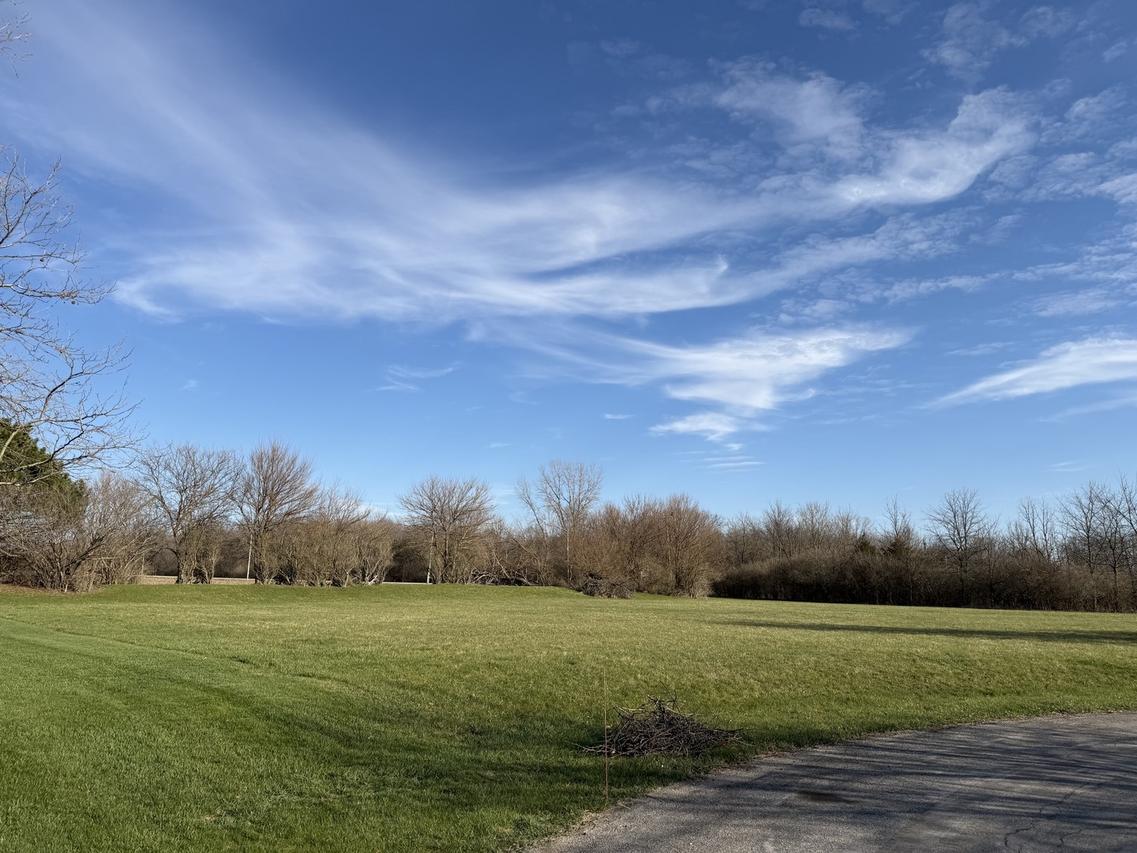 1013 Raccoon Cir., Bourbonnais, IL 60914