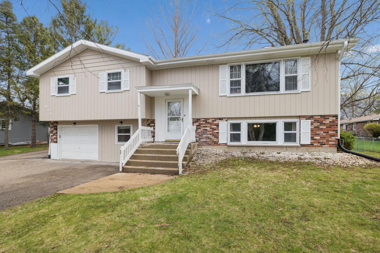 146 S Anderson Rd., New Lenox, IL 60451