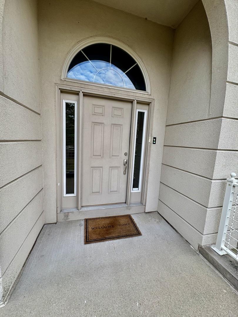 30 Beaconsfield Ct., Lincolnshire, IL 60069