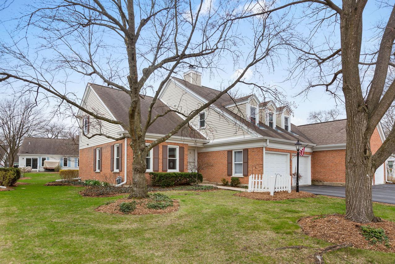 803 Willow Hills Ln., Prospect Heights, IL 60070