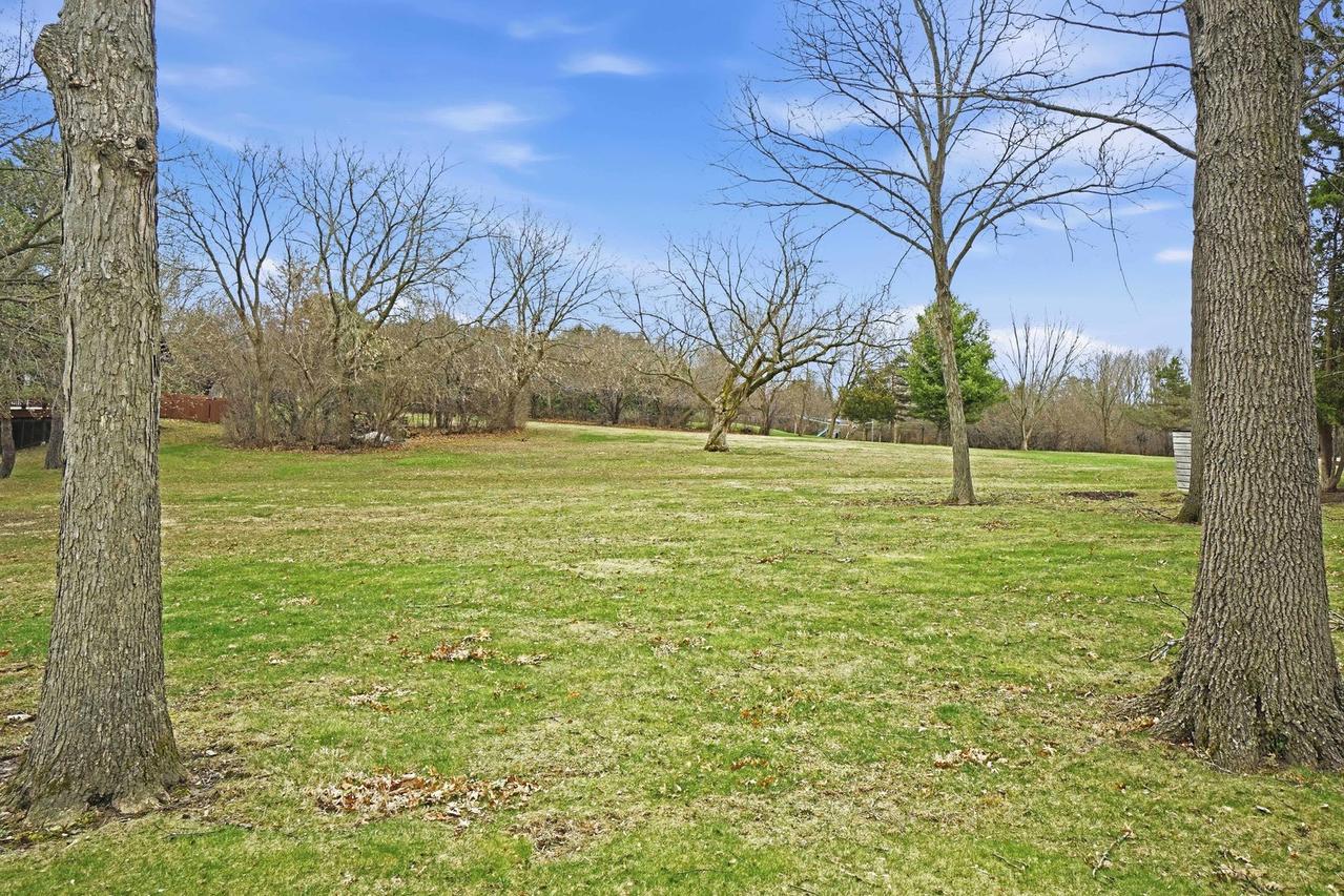 38705 N Pine Grove Ave., Wadsworth, IL 60083