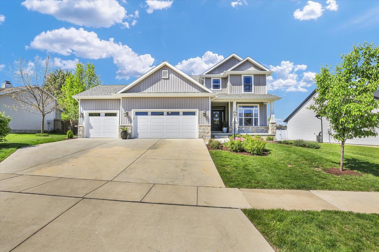 1403 Golden Rod Dr., Mahomet, IL 61853