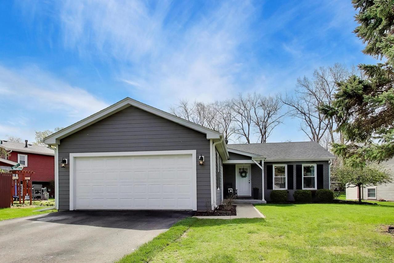 1931 Moore Ave., St. Charles, IL 60174