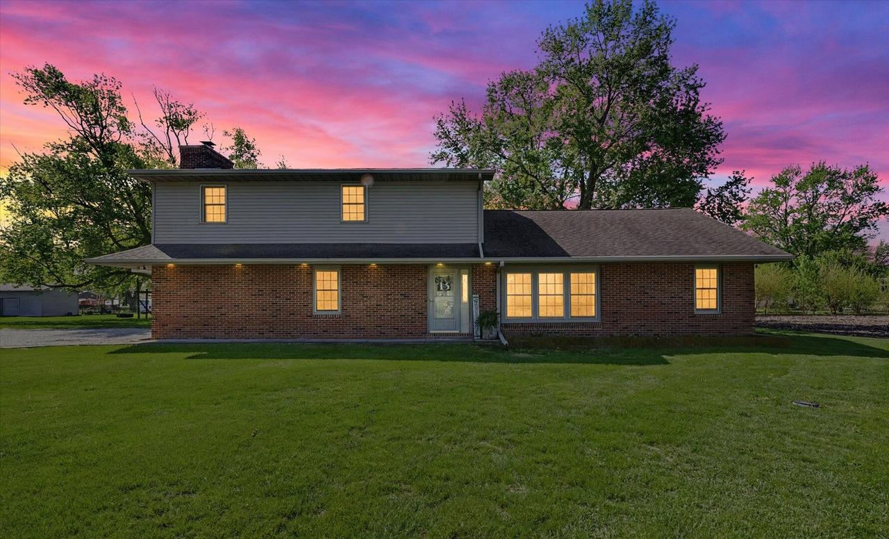 209 W South St., Atwood, IL 61913