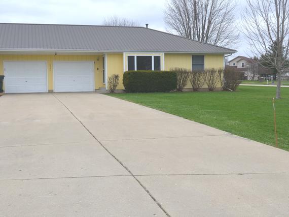 New Homes with Master Bedrooms on the 1st Floor in Somonauk: March 28th to April 3rd