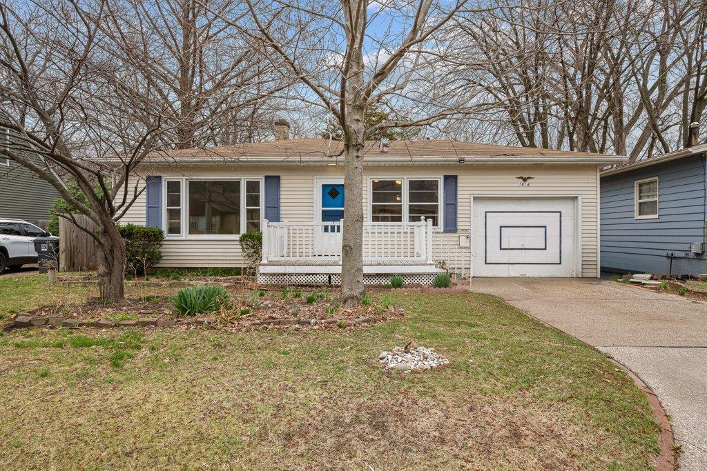 1814 36th St., Moline, IL 61265