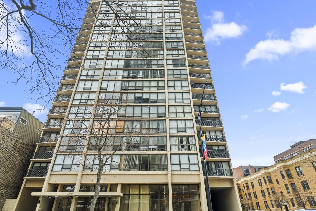1540 N Lasalle Dr. #907, Chicago, IL 60610