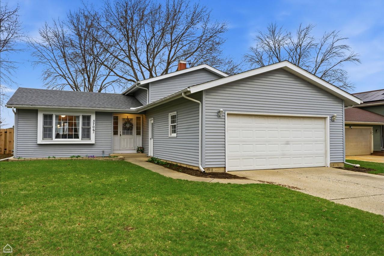 3706 W Bradley Ct., Mchenry, IL 60050
