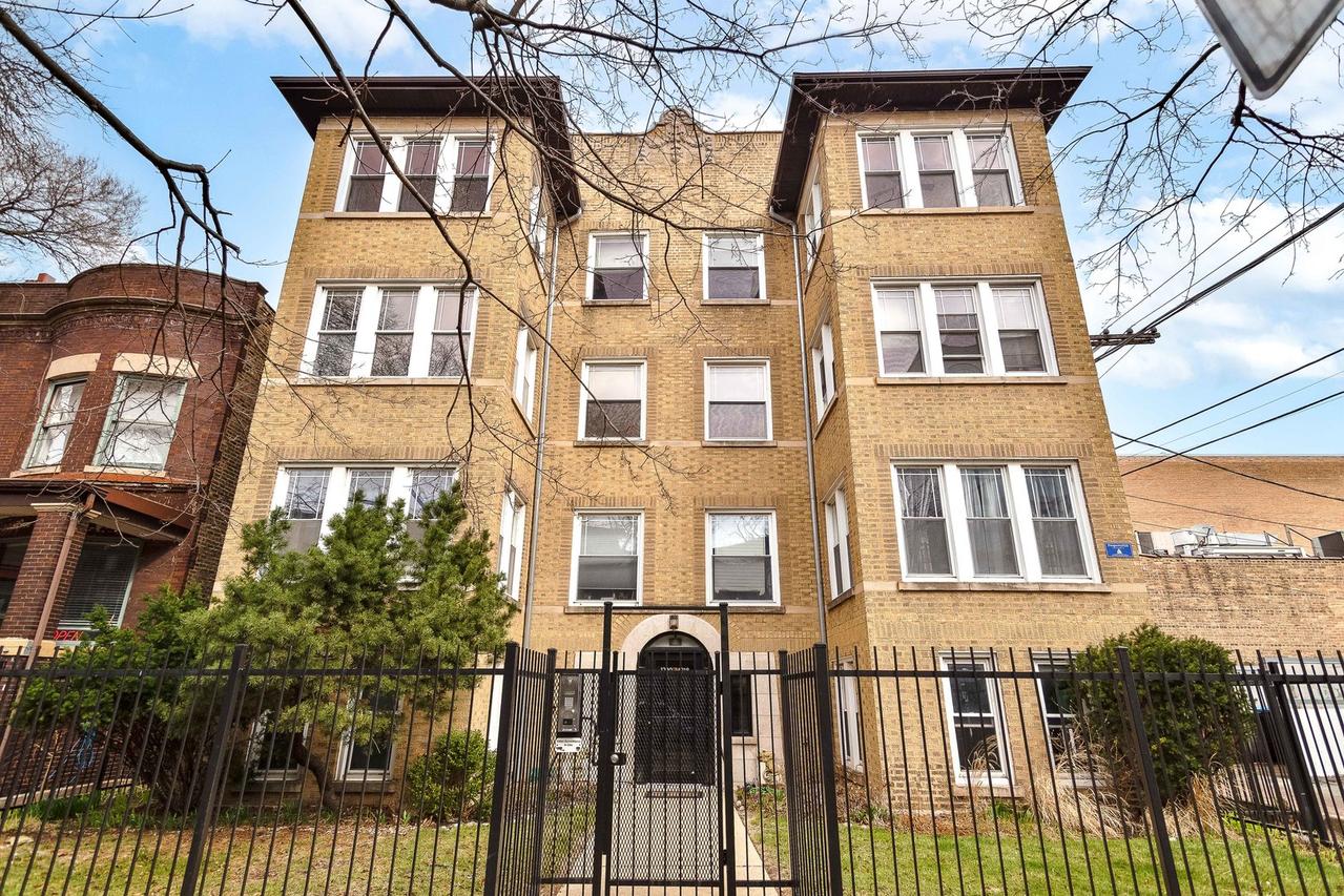 1218 W Albion Ave. #3E, Chicago, IL 60626