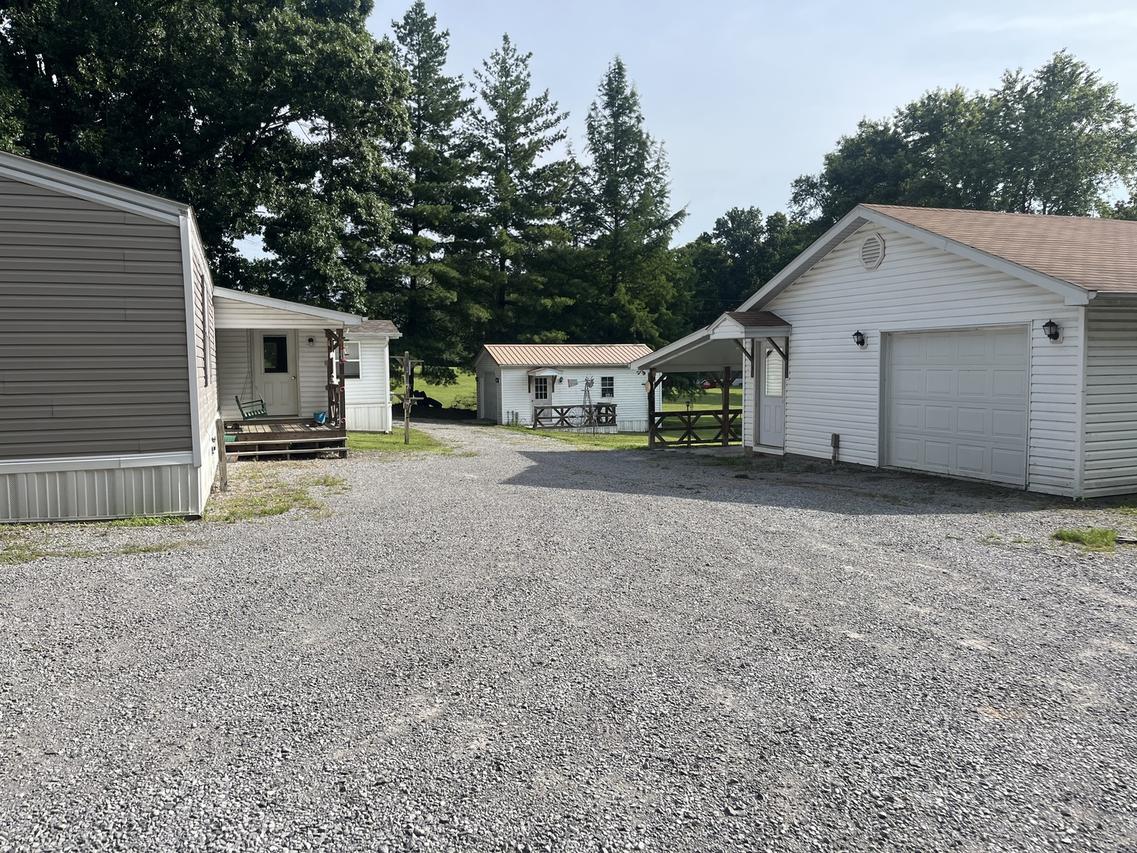 155 Shelby Rd., Vienna, IL 62995