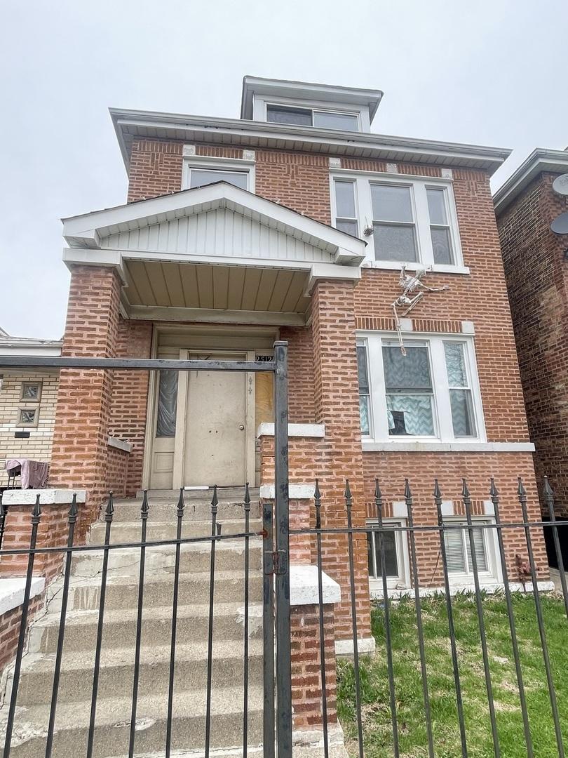 2512 W 45th Pl., Chicago, IL 60632
