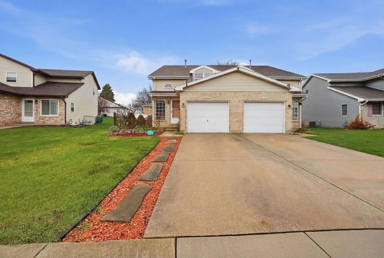 1423 Peachtree Ln., Lockport, IL 60441