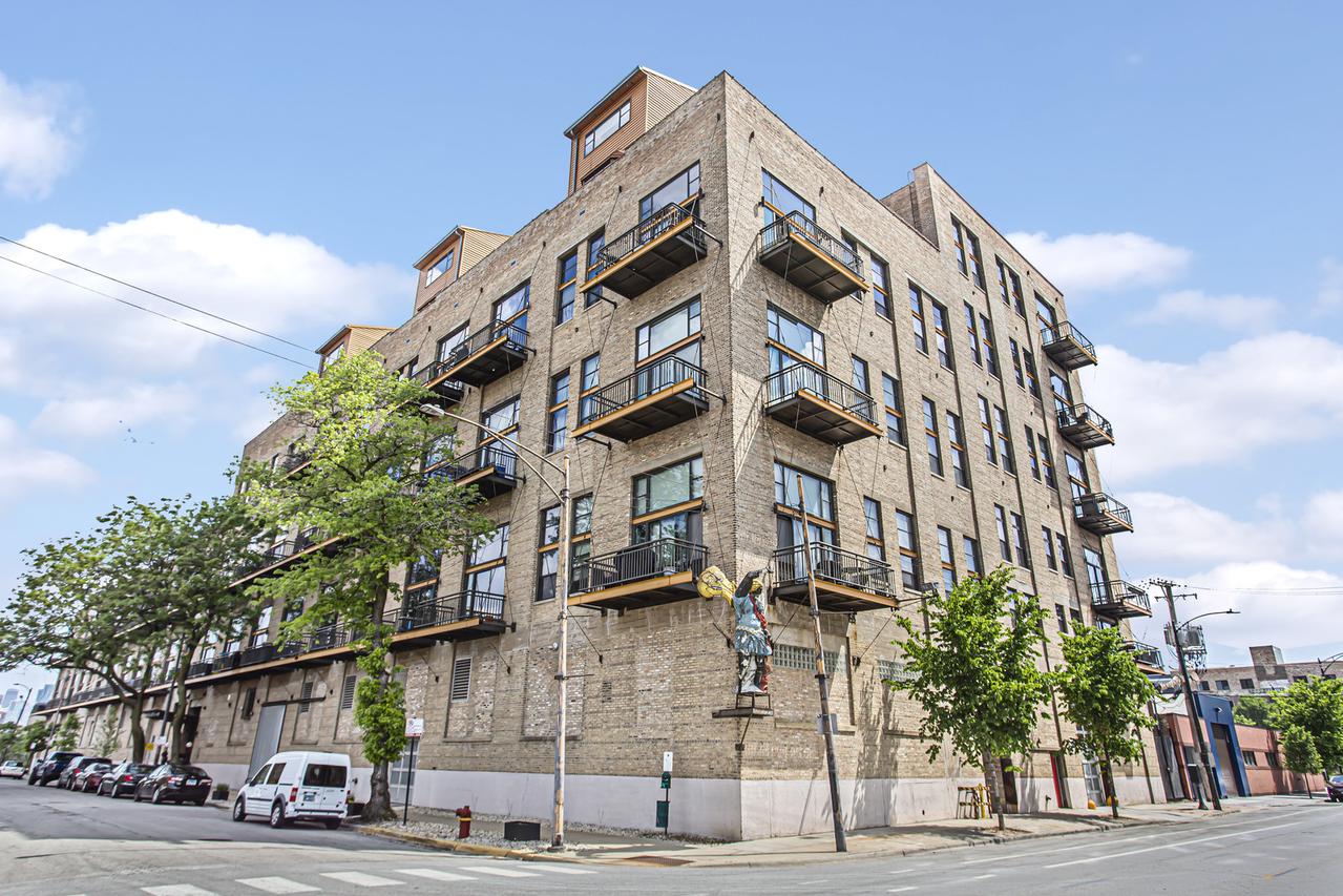 2545 S Dearborn St. #705, Chicago, IL 60616