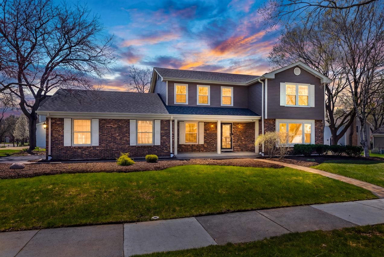 1441 Calcutta Ln., Naperville, IL 60563